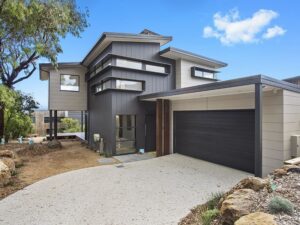 Details to think about When Acquiring a Housekeeper