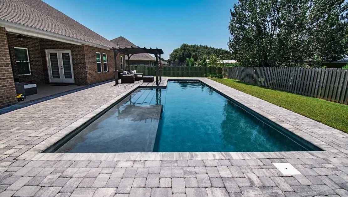 Suggestions For Homeowners Looking For A Pool Buider