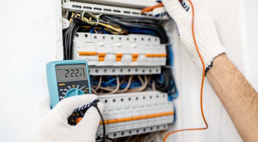 Benefits of Installing a Smart Electrical Panel in Homes