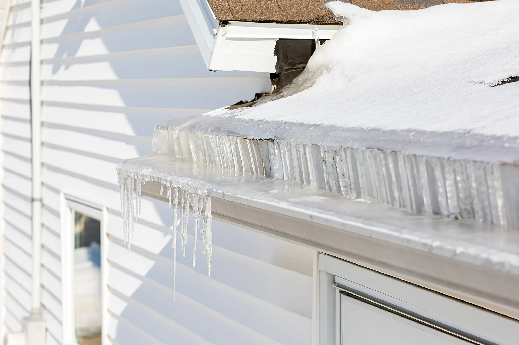 Winter Storm Damage: What to Do When Snow and Ice Cause Structural Problems