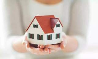 How Can You Sell House for Cash Houston During Foreclosure or Financial Stress?